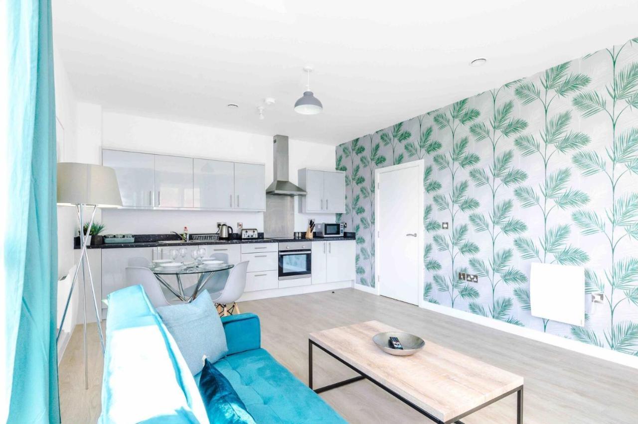 2 Bedroom Apartment Manchester Hosted By Mcr Dens Exterior photo