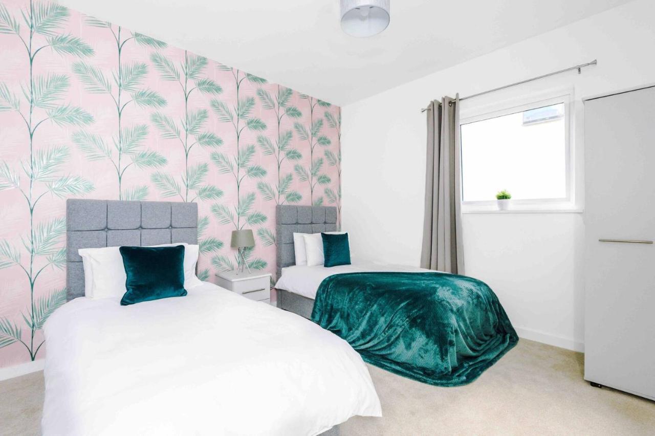2 Bedroom Apartment Manchester Hosted By Mcr Dens Exterior photo